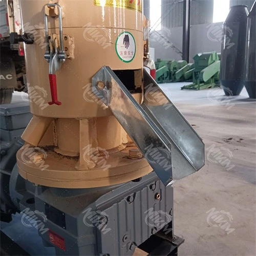 Sawdust Pellet Press